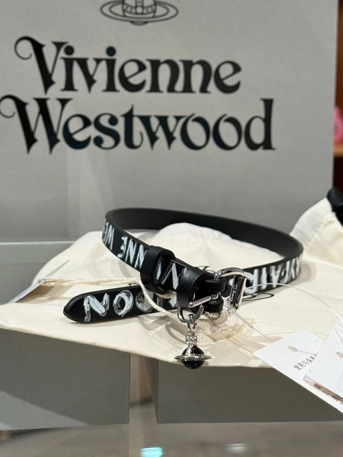 VIVIENNE WESTWOOD *預購*皮革頸鍊