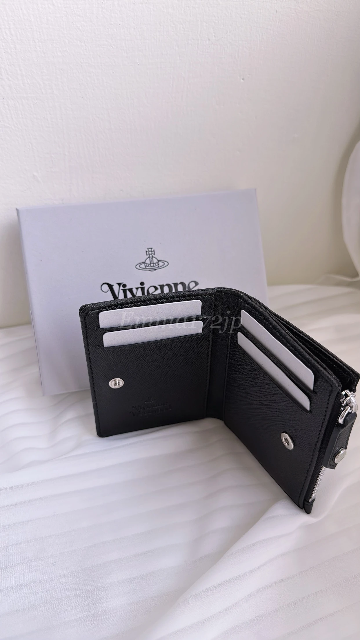 VIVIENNE WESTWOOD *預購*十字紋拉鍊卡包 26年新款