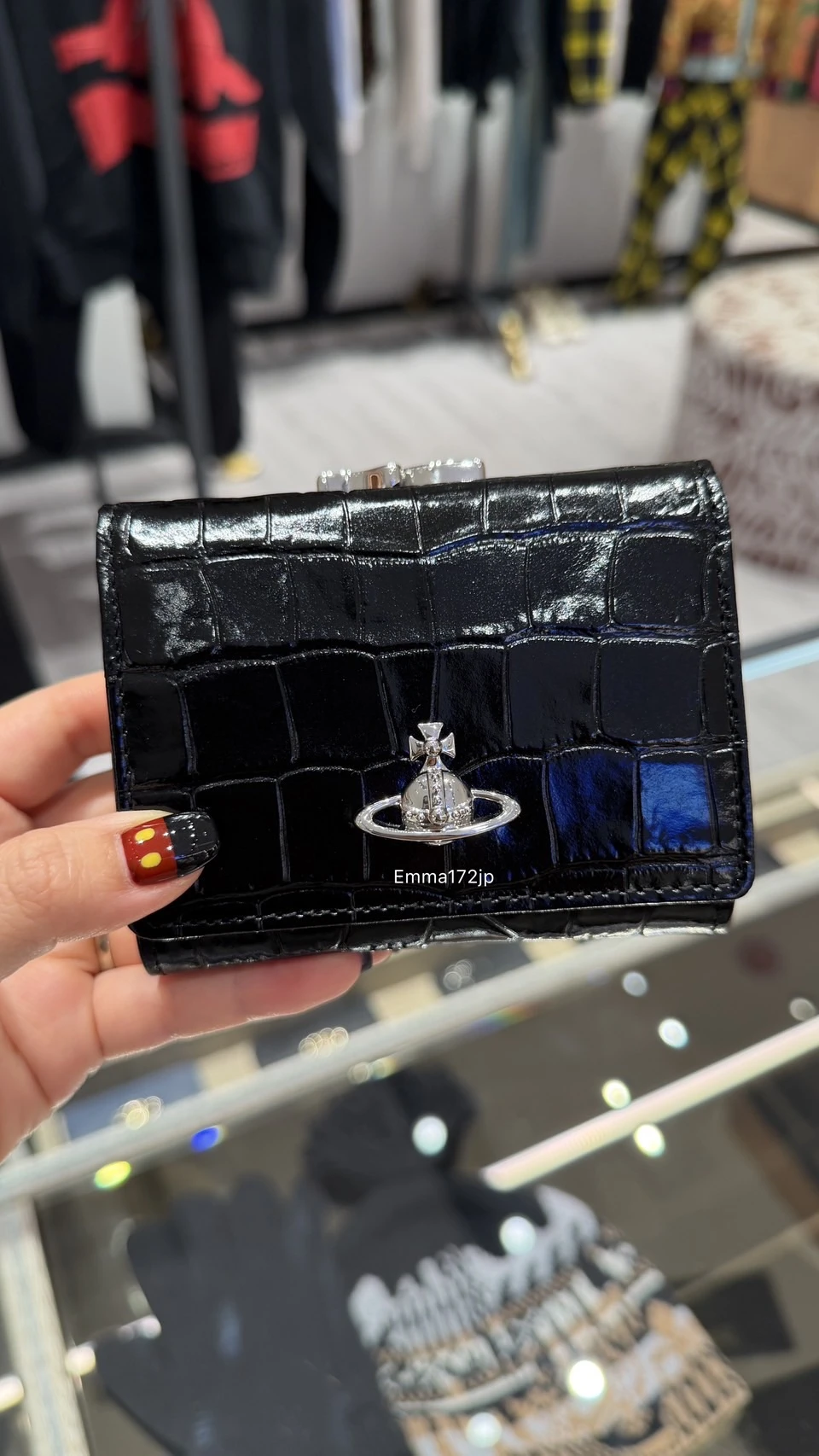 VIVIENNE WESTWOOD*預購*新LOGO鱷魚壓紋口金皮夾 黑色 奶茶色