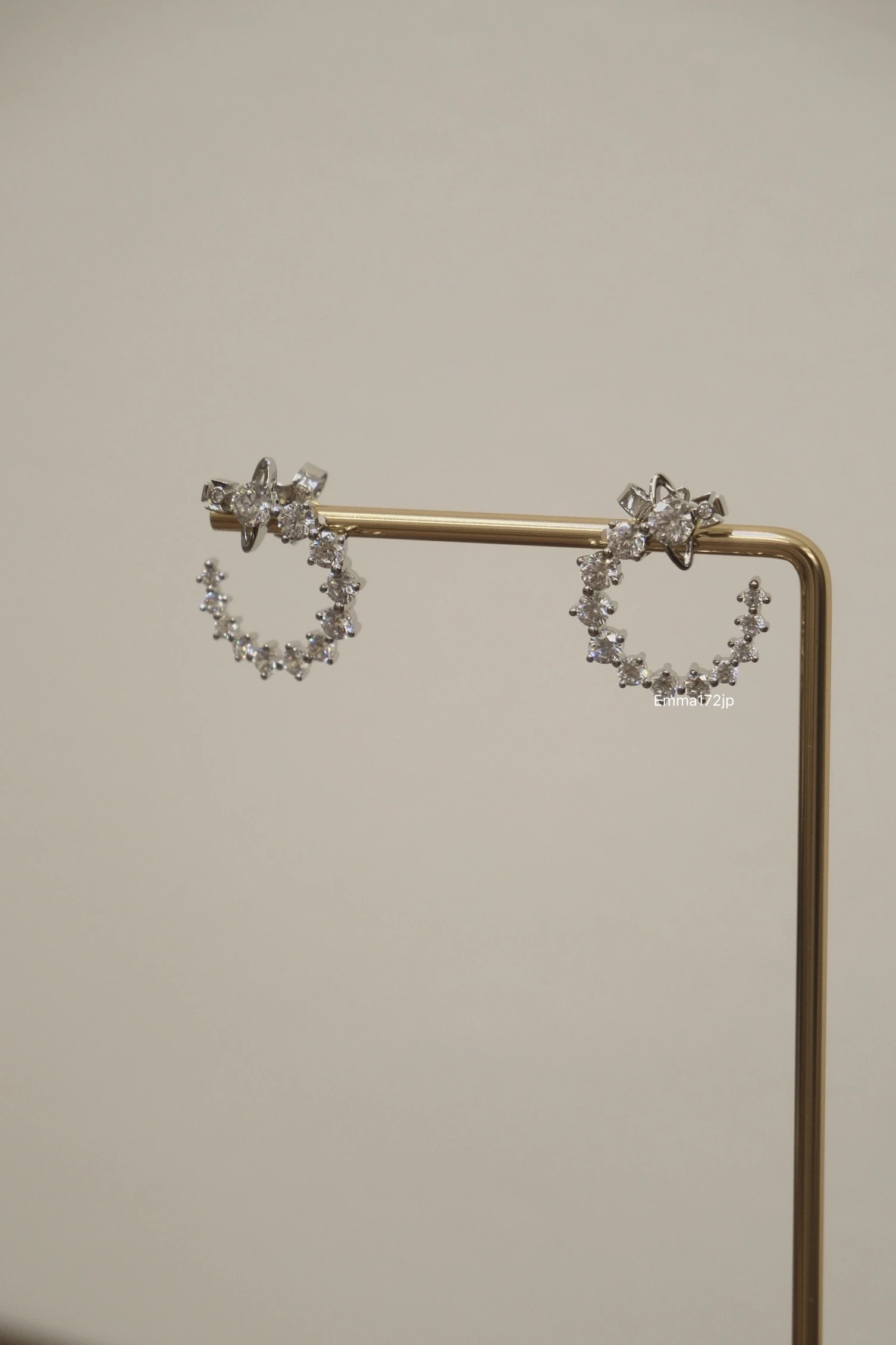 VIVIENNE WESTWOOD*現貨*滿鑽圈圈耳環