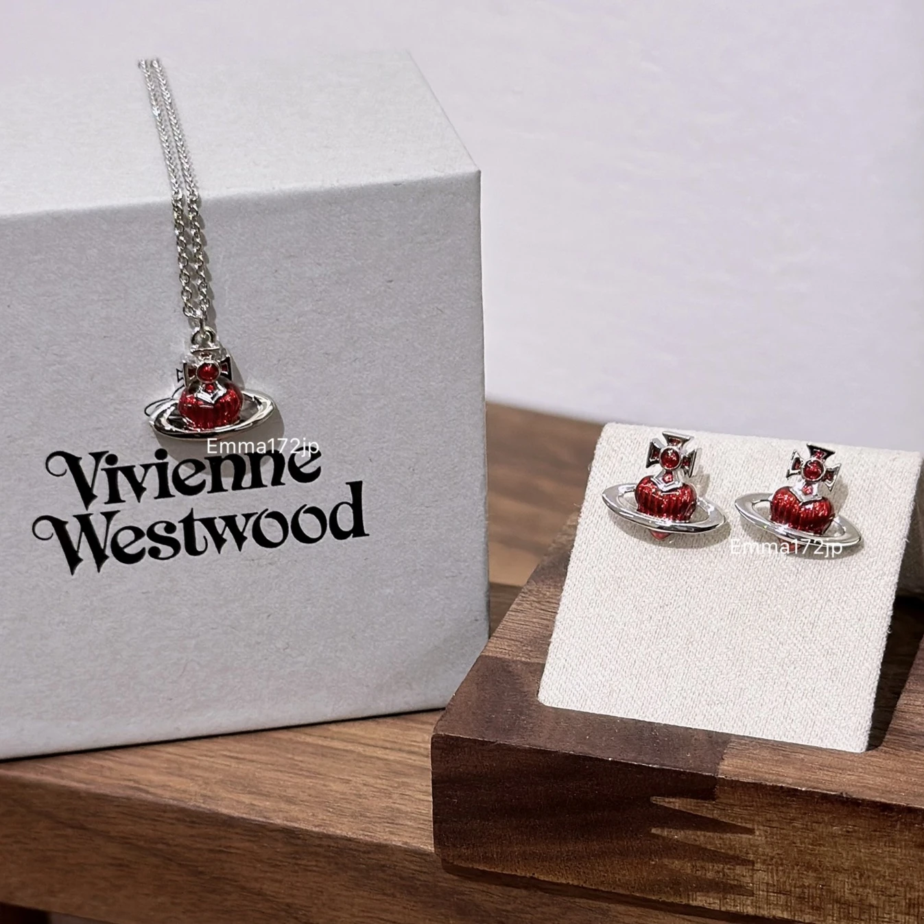 VIVIENNE WESTWOOD*現貨*糖果光澤紅色愛心 項鍊 耳環