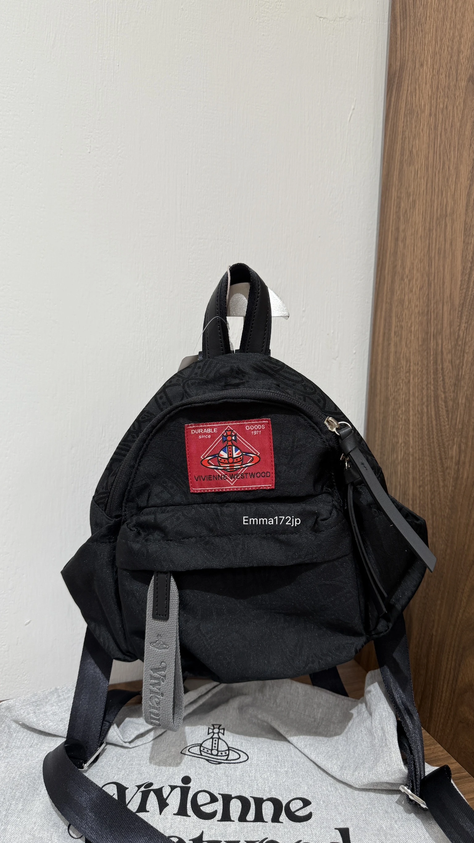 VIVIENNE WESTWOOD*預購*尼龍後背包 小號