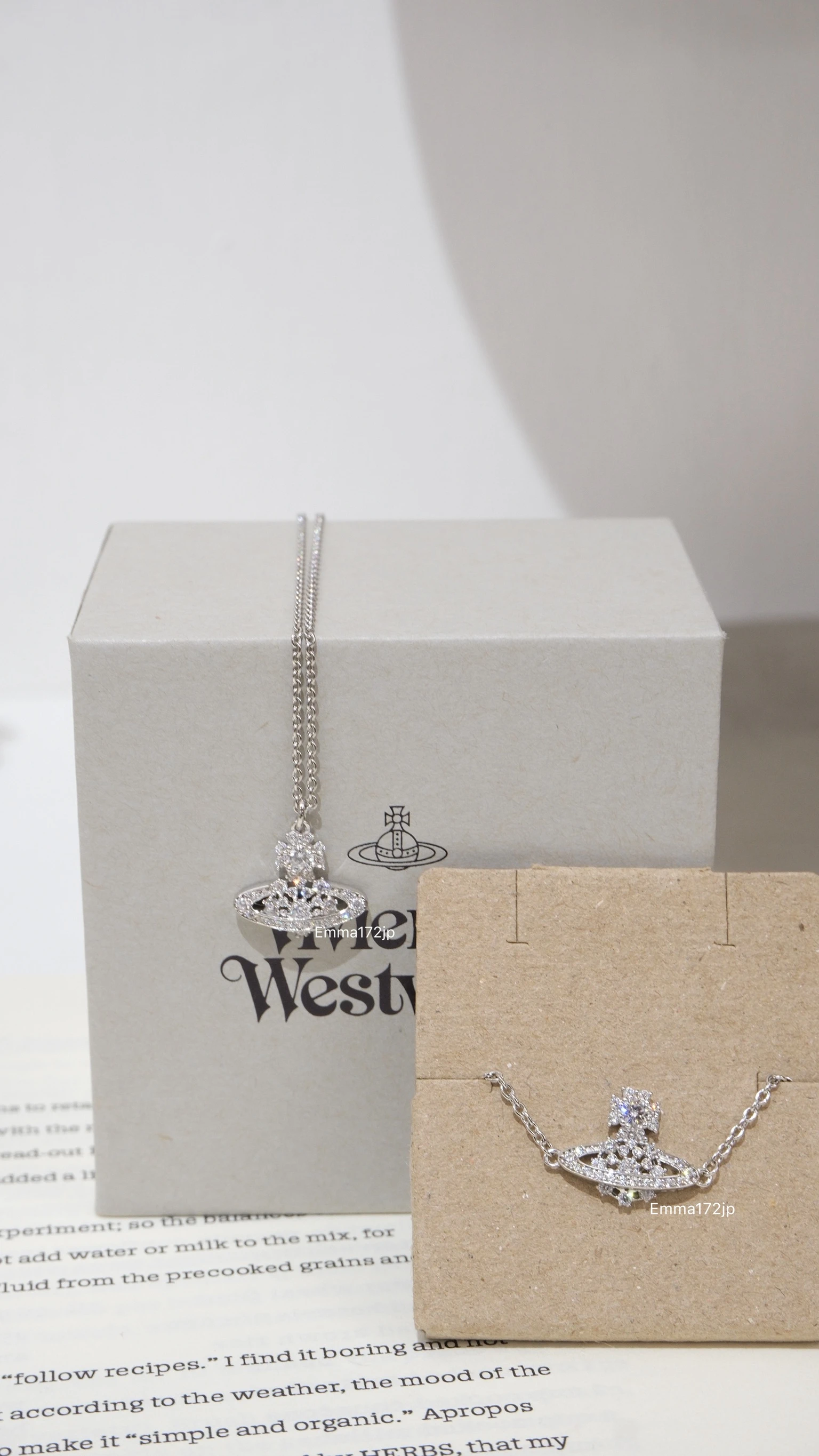 VIVIENNE WESTWOOD *現貨+預購*925銀雪花項鍊 手鍊