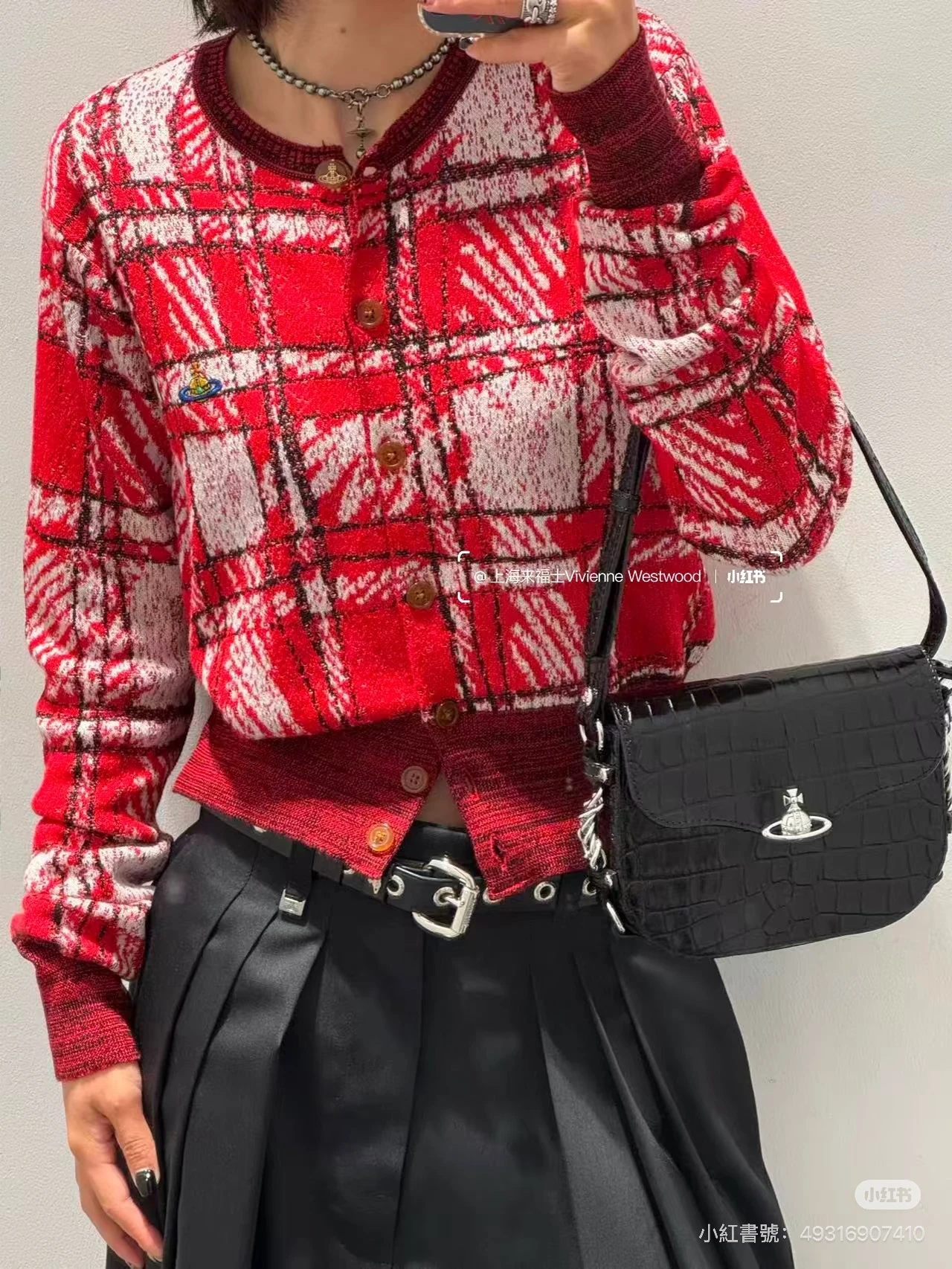 VIVIENNE WESTWOOD*預購*鱷魚壓紋斜背包