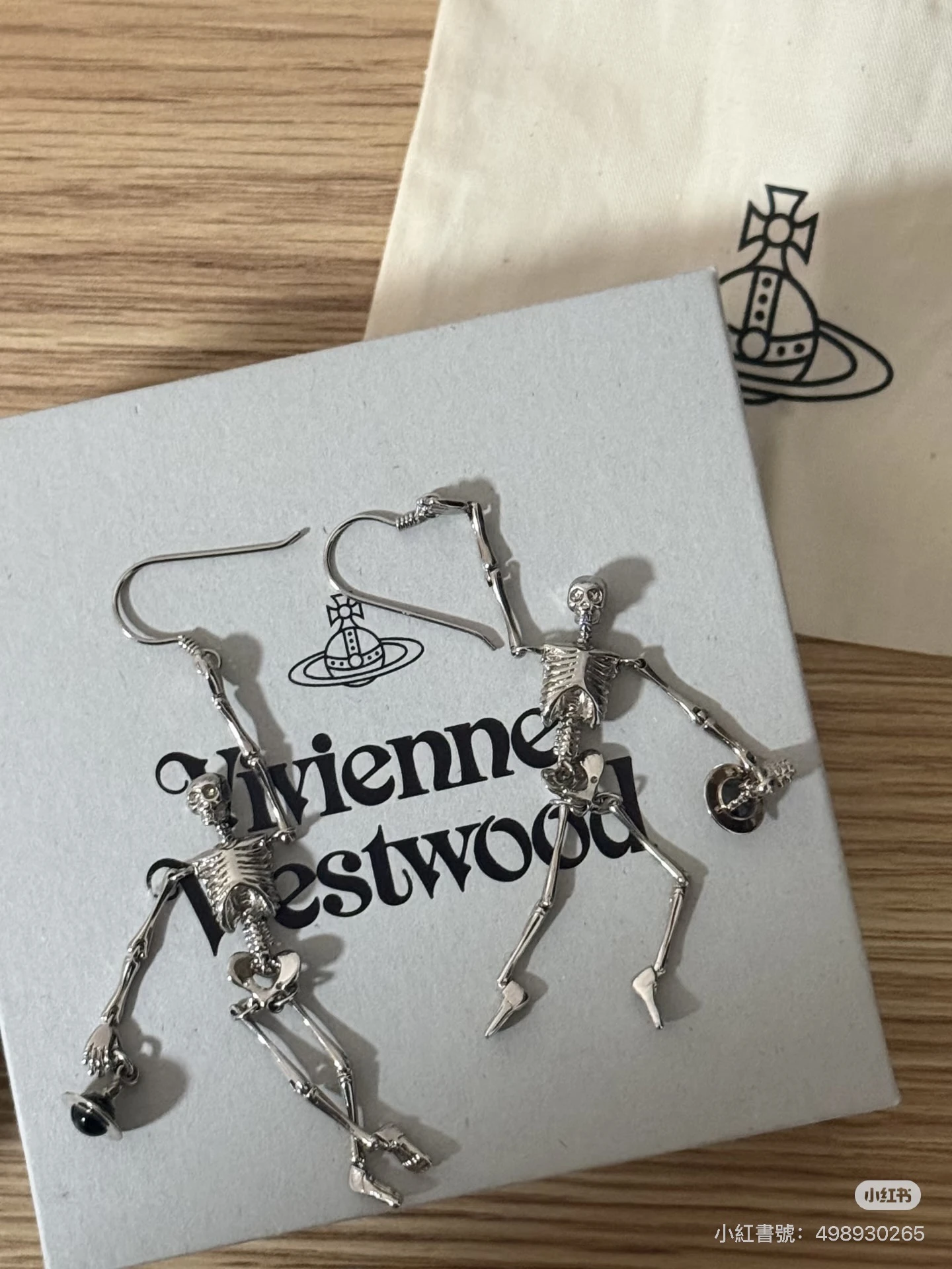 VIVIENNE WESTWOOD*預購*骷髏項鍊 耳環 銀色