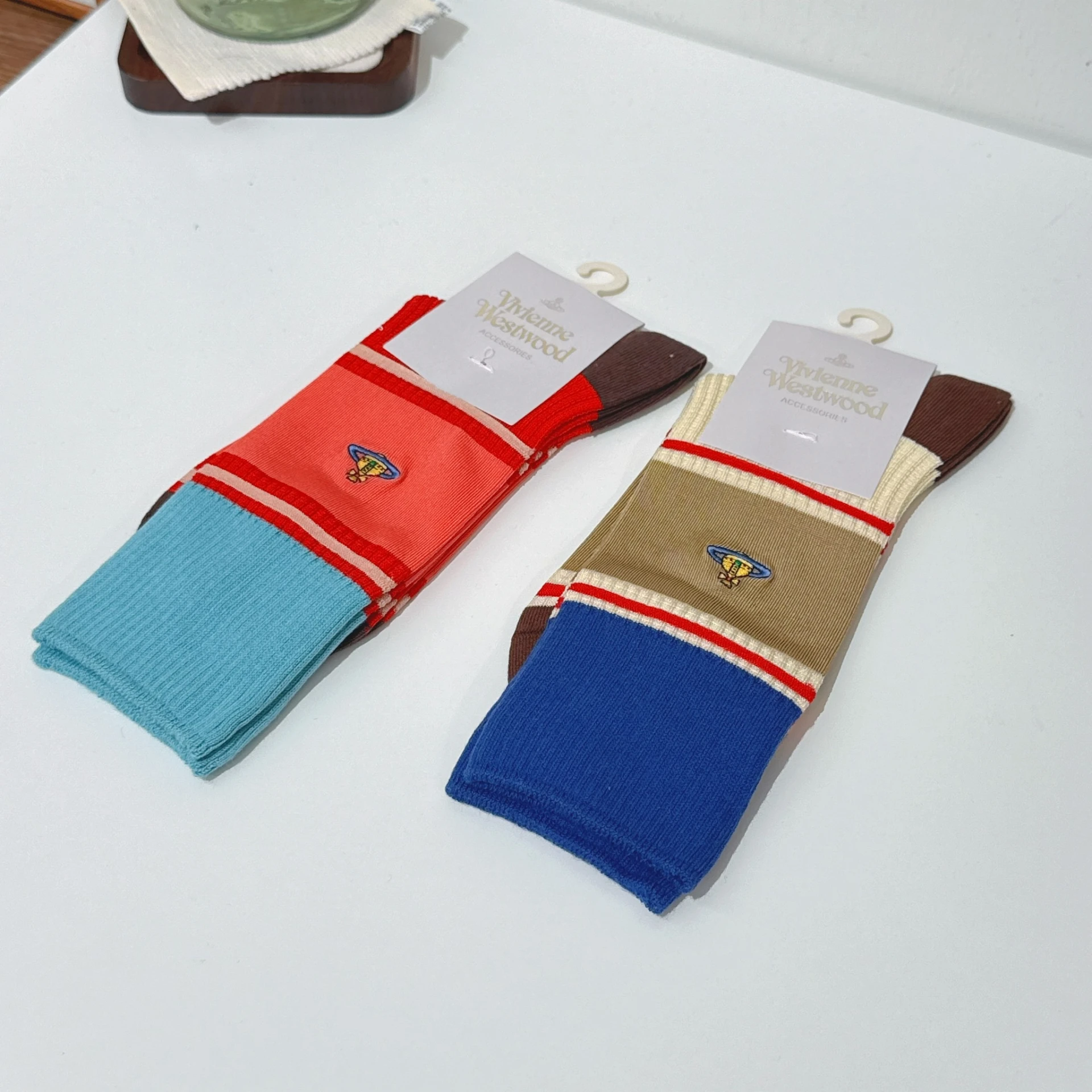 VIVIENNE WESTWOOD*現貨*絕版行星襪