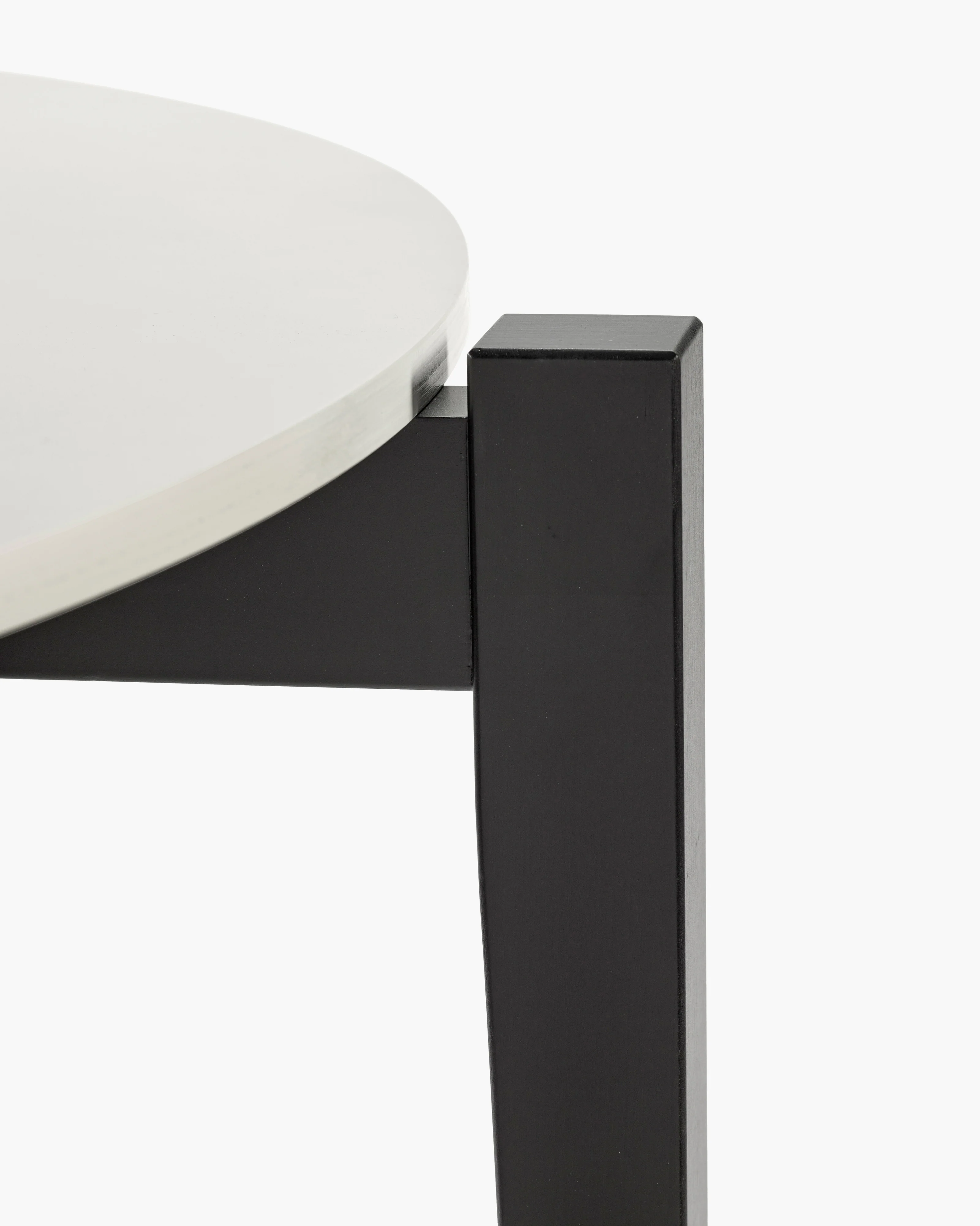Table round Eloïs (四色) - Serax