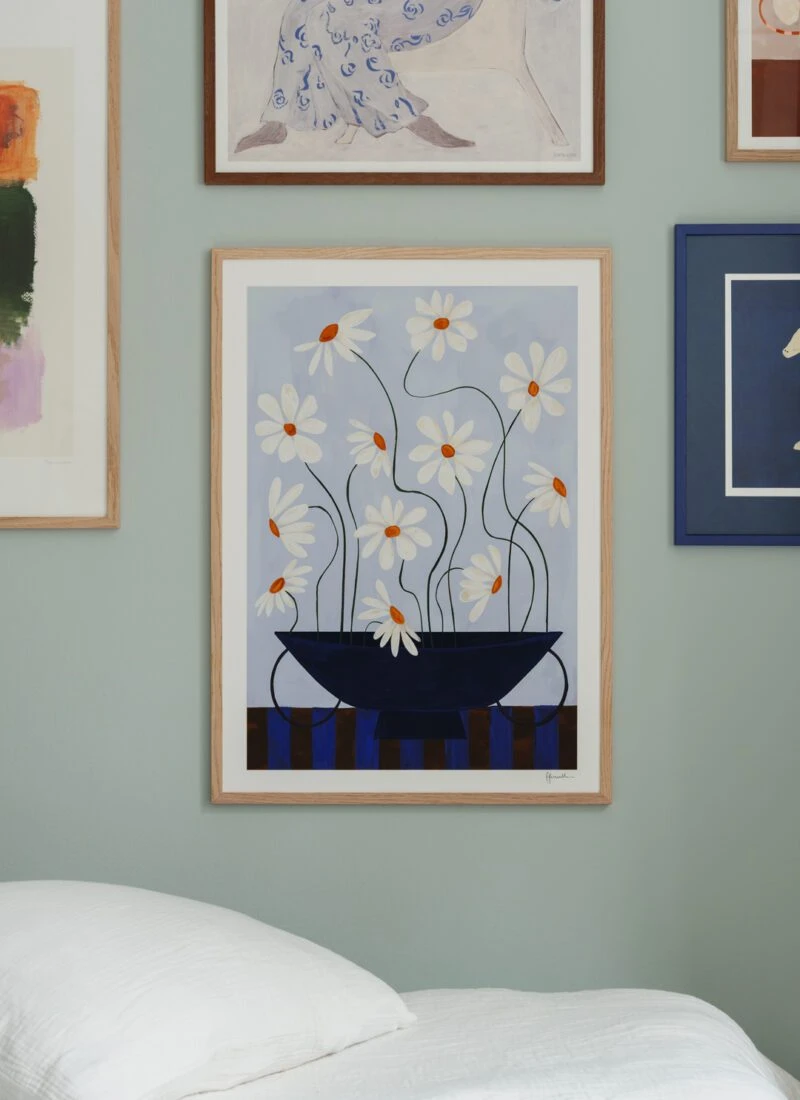 Daisies in Blue Vase - The Poster Club 丹麥藝術海報(團購)