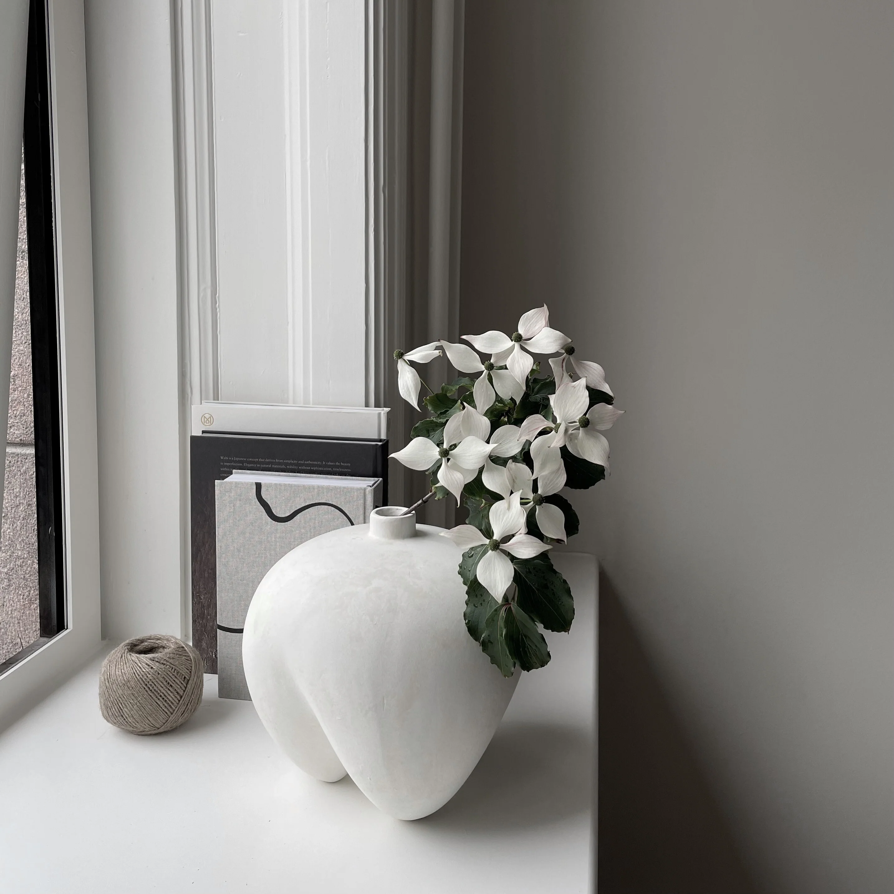 Sumo Vase Bone White (共2個尺寸) - 101 Copenhagen