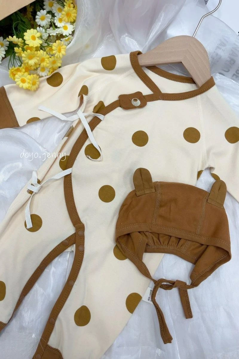 可愛點點熊綁帶爬服