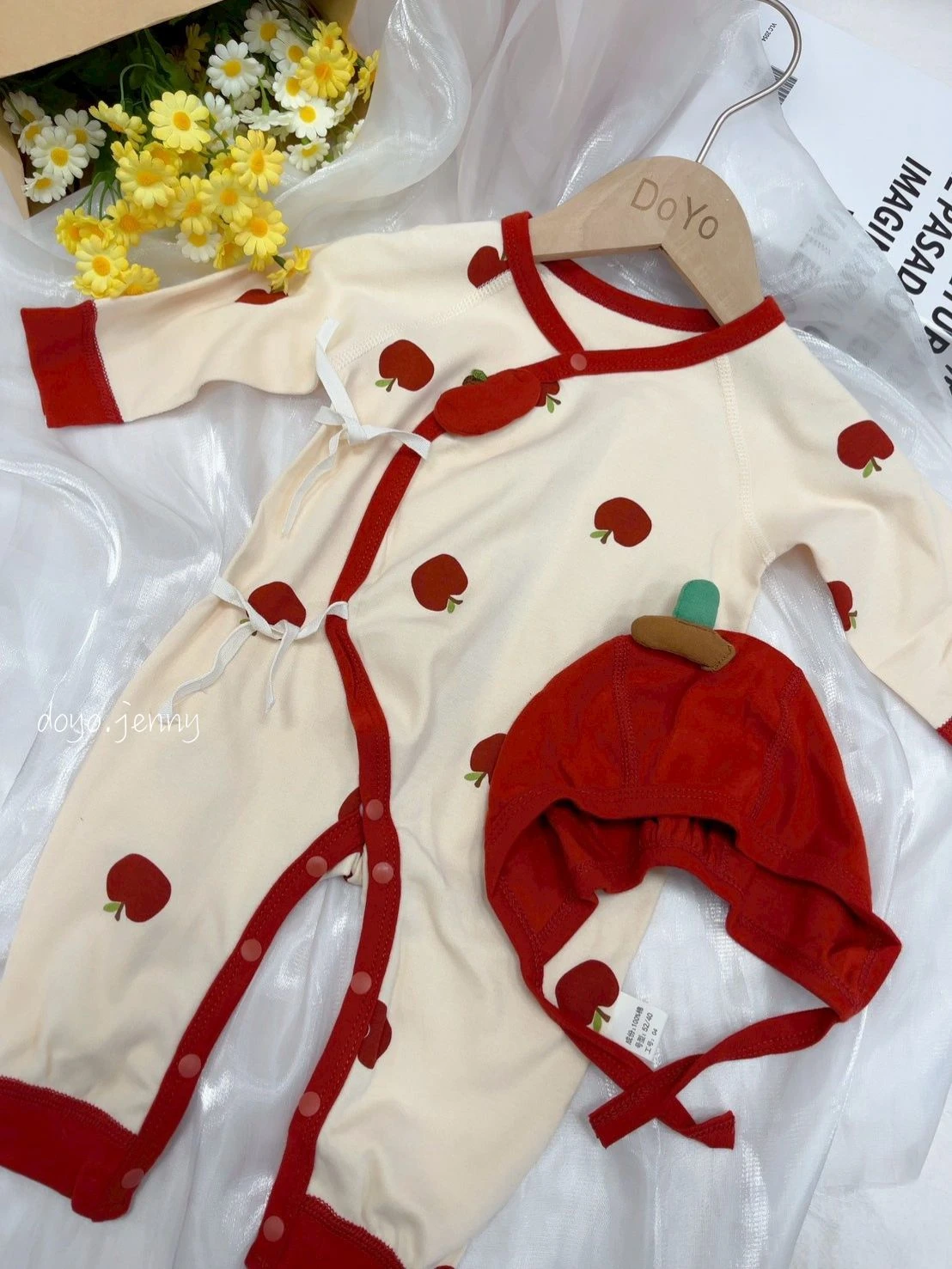 蘋果綁帶爬服附帽