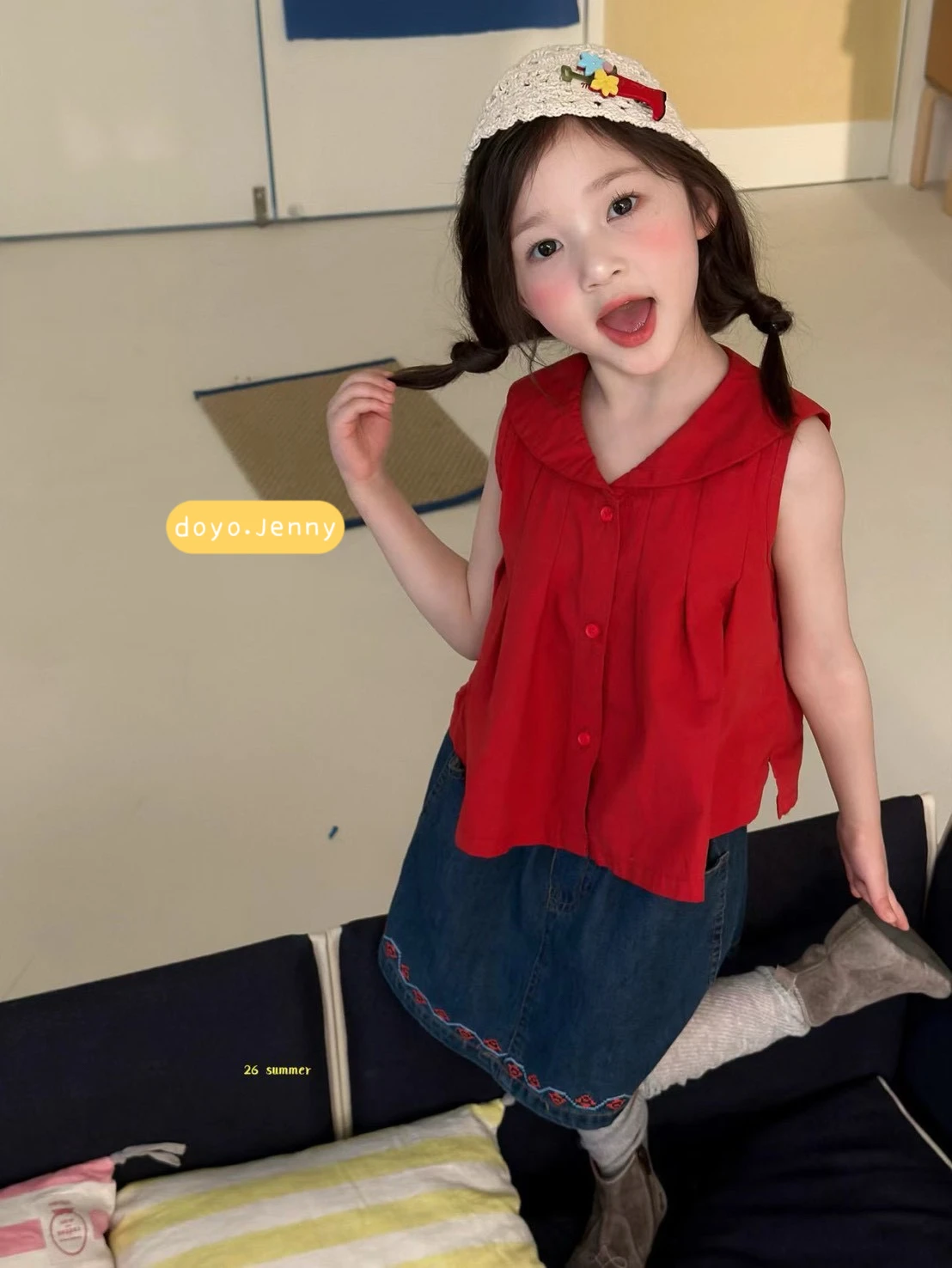 櫻桃紅壓褶衫