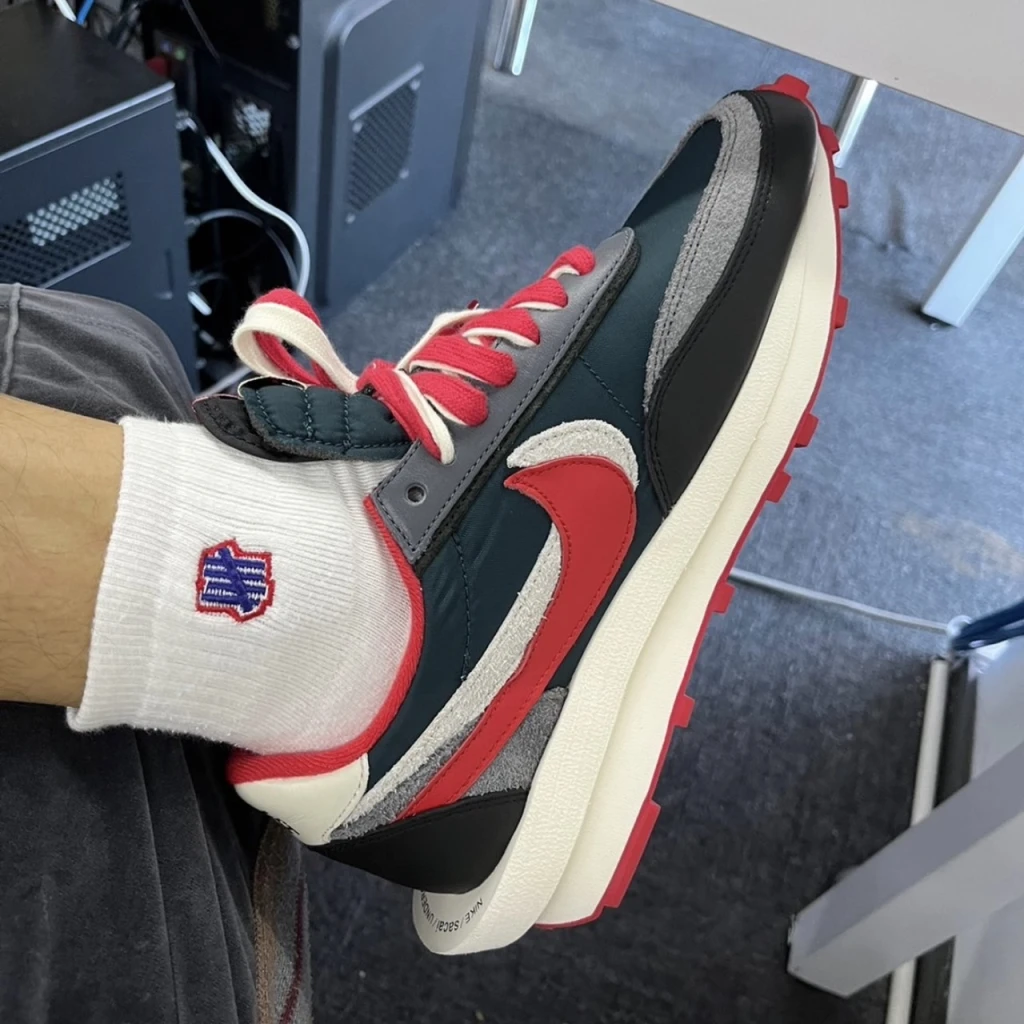 Nike x Sacai Blazer Low 黑藍紅 午夜綠 DJ4877-300