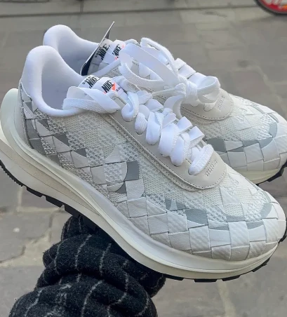 Nike x Sacai VaporWaffle Woven 編織灰白 DR5209-100