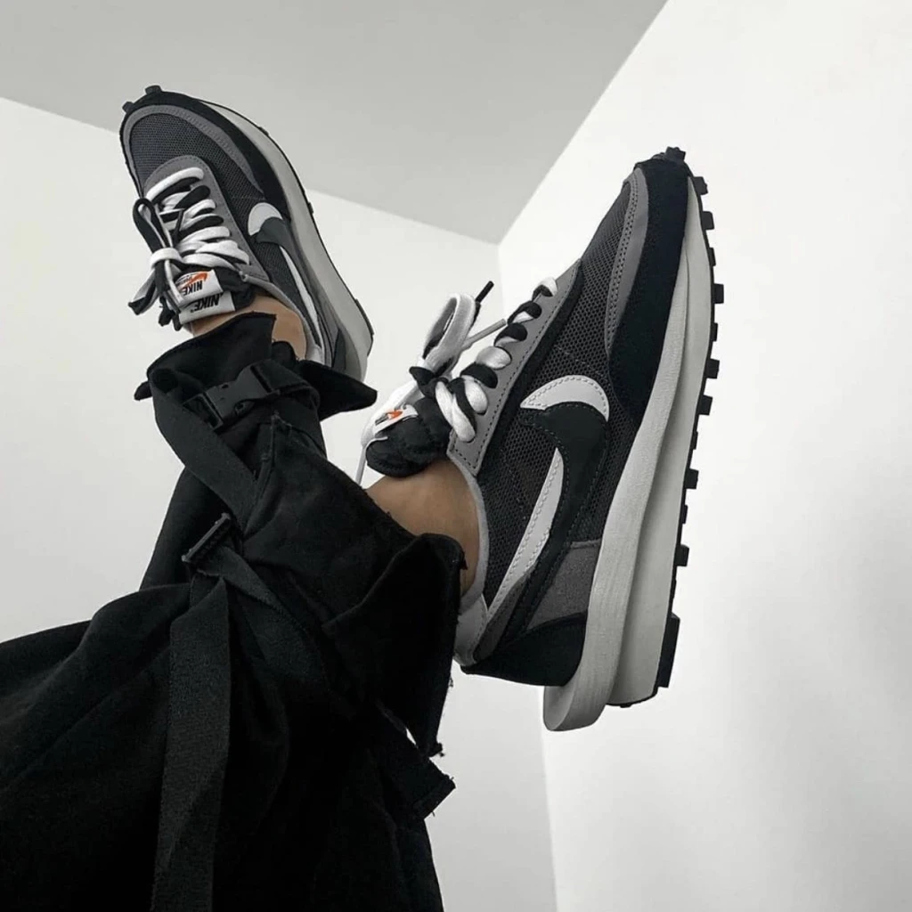 Nike x Sacai LDWaffle 黑白 BV0073-001