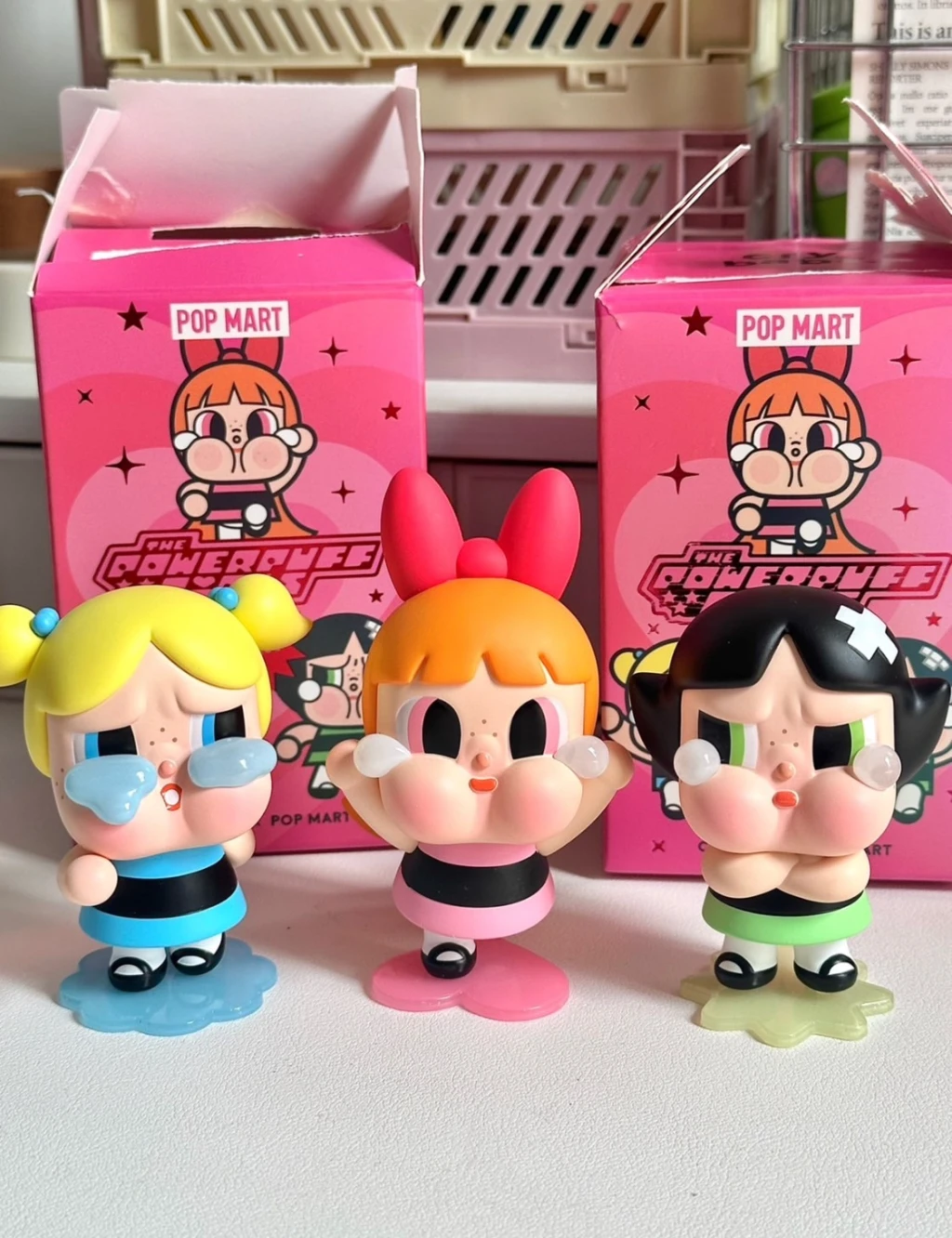 泡泡瑪特 POPMART CRYBABY x 飛天小女警 公仔擺飾