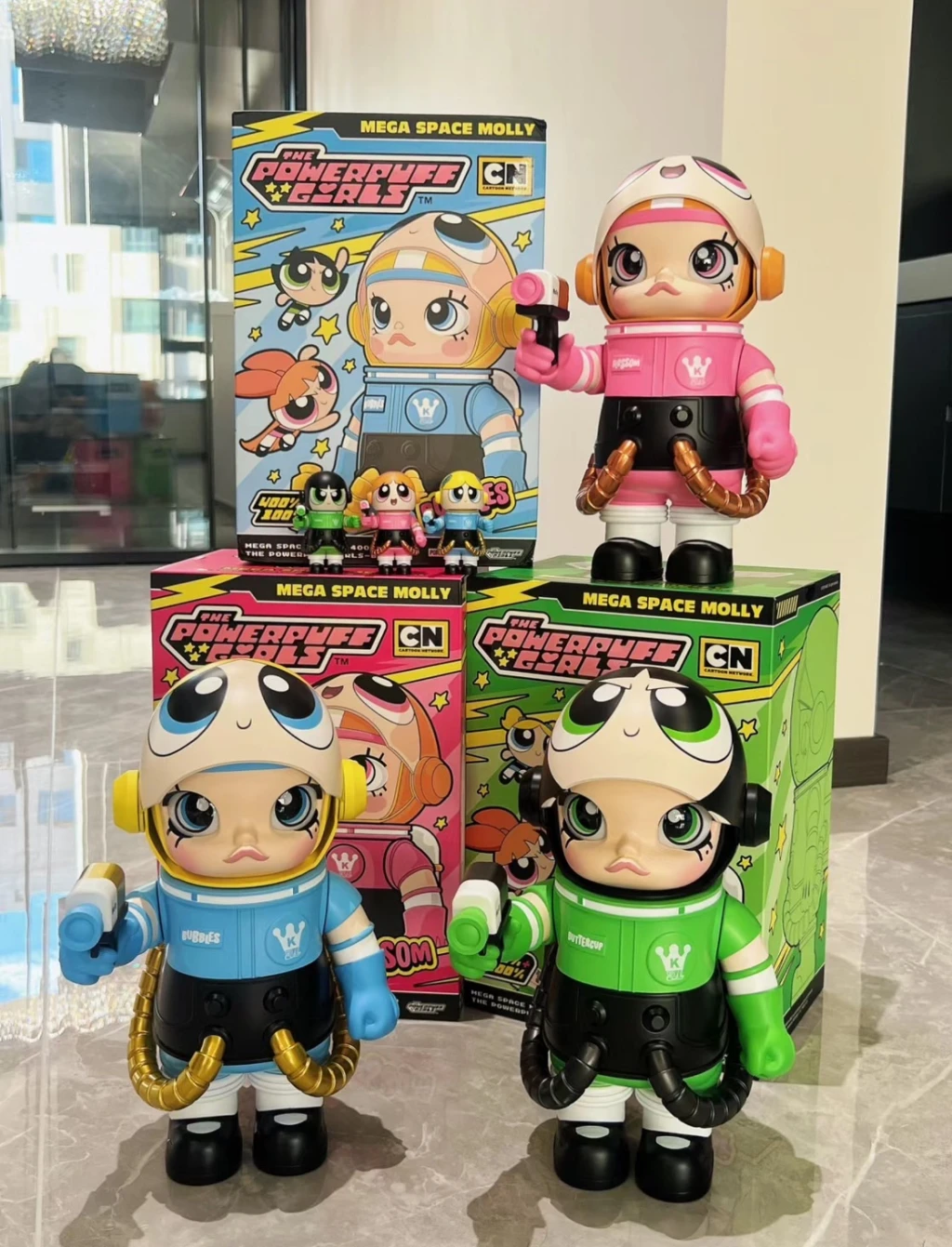 泡泡瑪特 POPMART 400%+100% Molly飛天小女警 潮流公仔