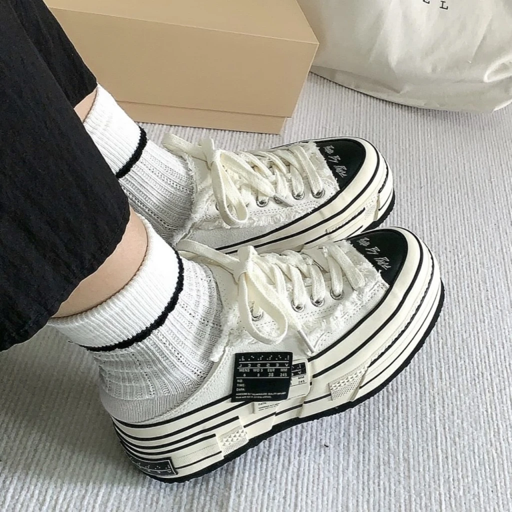 xVESSEL G.O.P Slip 黑白 雙側標穆勒鞋 半拖 (S24X39W)