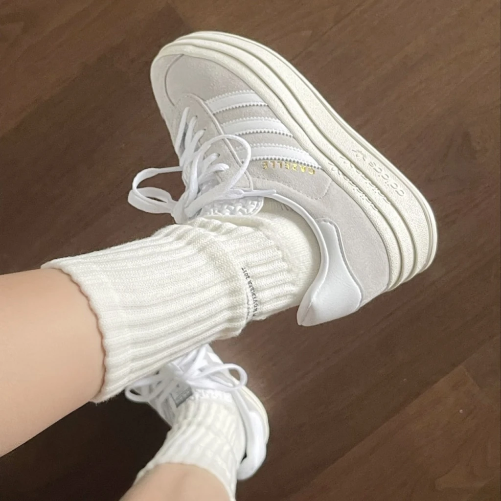 ADIDAS ORIGINALS GAZELLE BOLD 三層厚底奶油灰白(HQ6893)