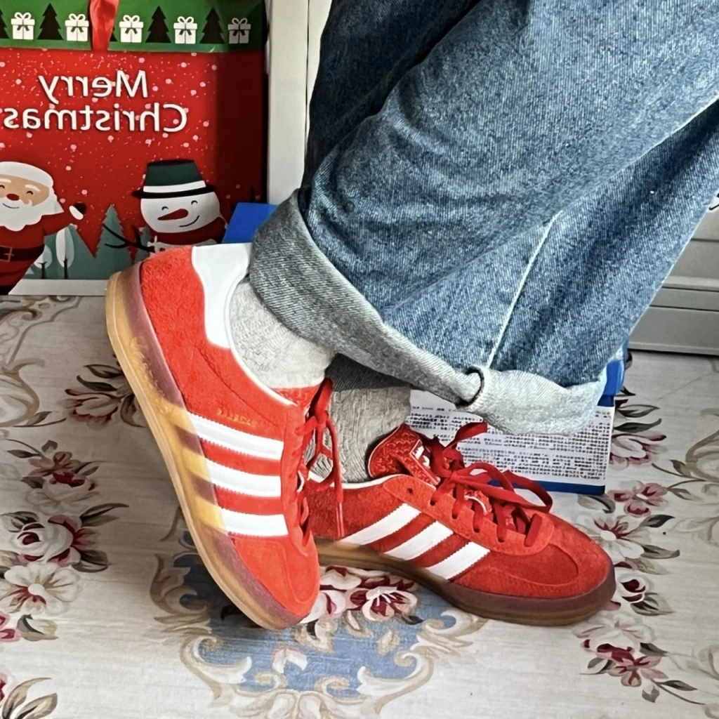 ADIDAS ORIGINALS GAZELLE INDOOR 橙紅焦糖底 (HQ8718)