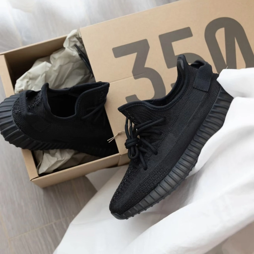 ADIDAS YEEZY BOOST 350 V2 "Onyx" 黑瑪瑙 黑武士 (HQ4540)
