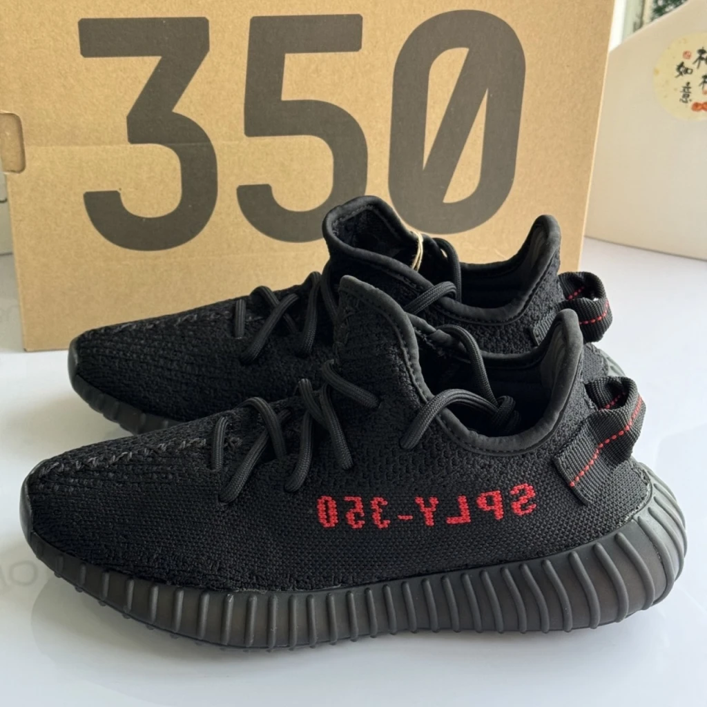 ADIDAS YEEZY BOOST 350 V2 經典黑紅字 (CP9652)