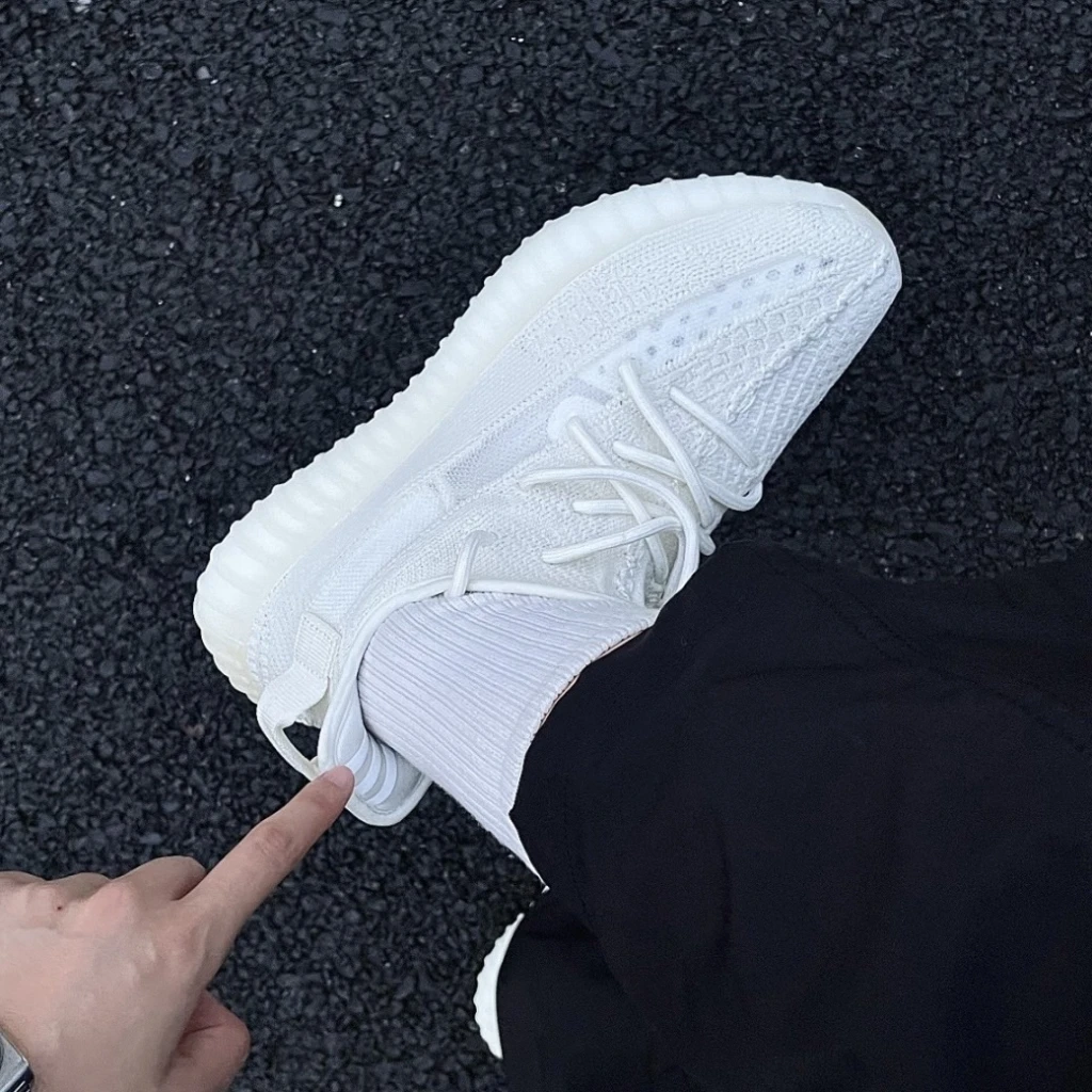 ADIDAS YEEZY BOOST 350 V2 "Bone" 白冰淇淋