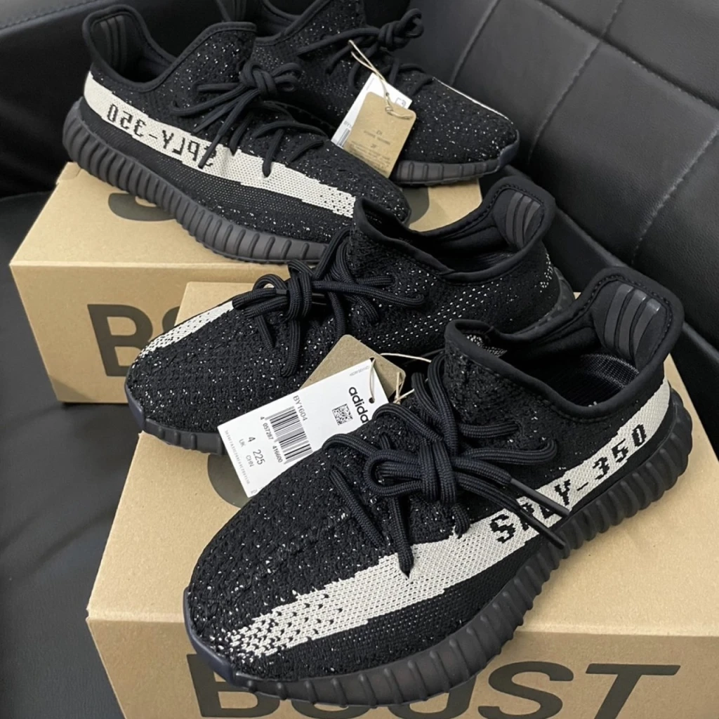 ADIDAS YEEZY BOOST 350 V2 "Oreo" 黑白油漆條 (BY1604)