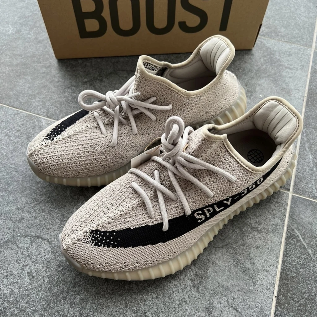 ADIDAS YEEZY BOOST 350 V2"Reverse Oreo" 芝麻可可 (HP7870)