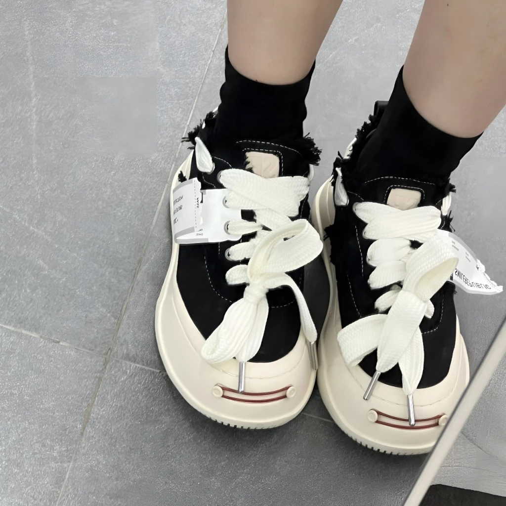 SMILEREPUBLIC開口笑 SMILEREPUBLIC#開口笑#百搭#小香風#麵包鞋- SMILEREPUBLIC開口笑