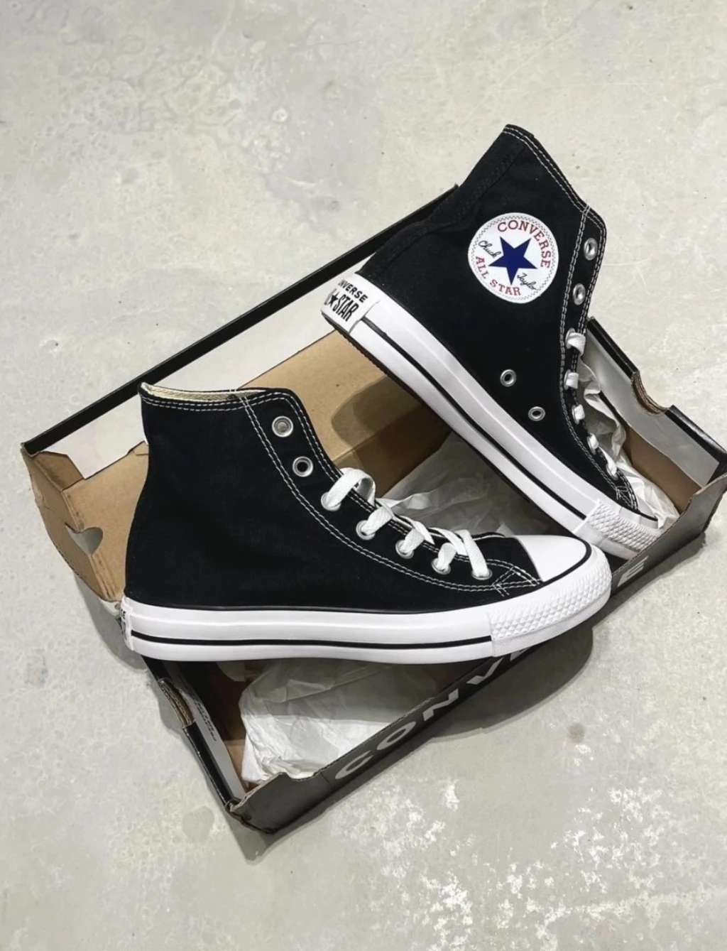 CONVERSE Chuck Tayor All Star 高筒黑白帆布鞋 (M9160C)