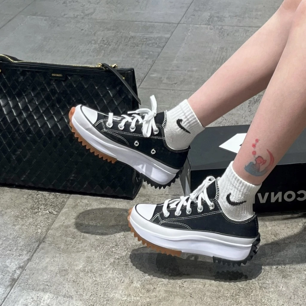 CONVERSE Run Star Hike 低筒厚底鋸齒黑白帆布鞋 (168816C)