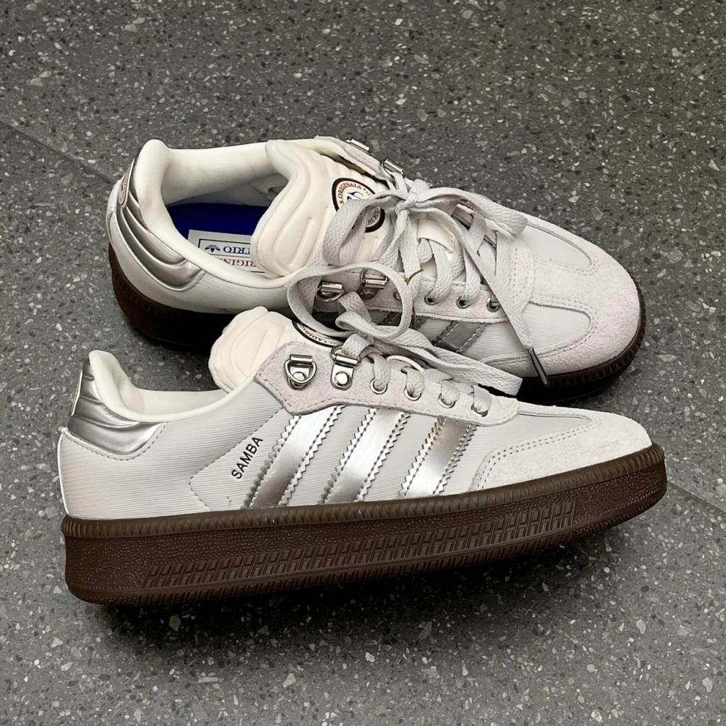 ADIDAS ORIGINALS SAMBA XLG 奶油白銀 (JP5667）