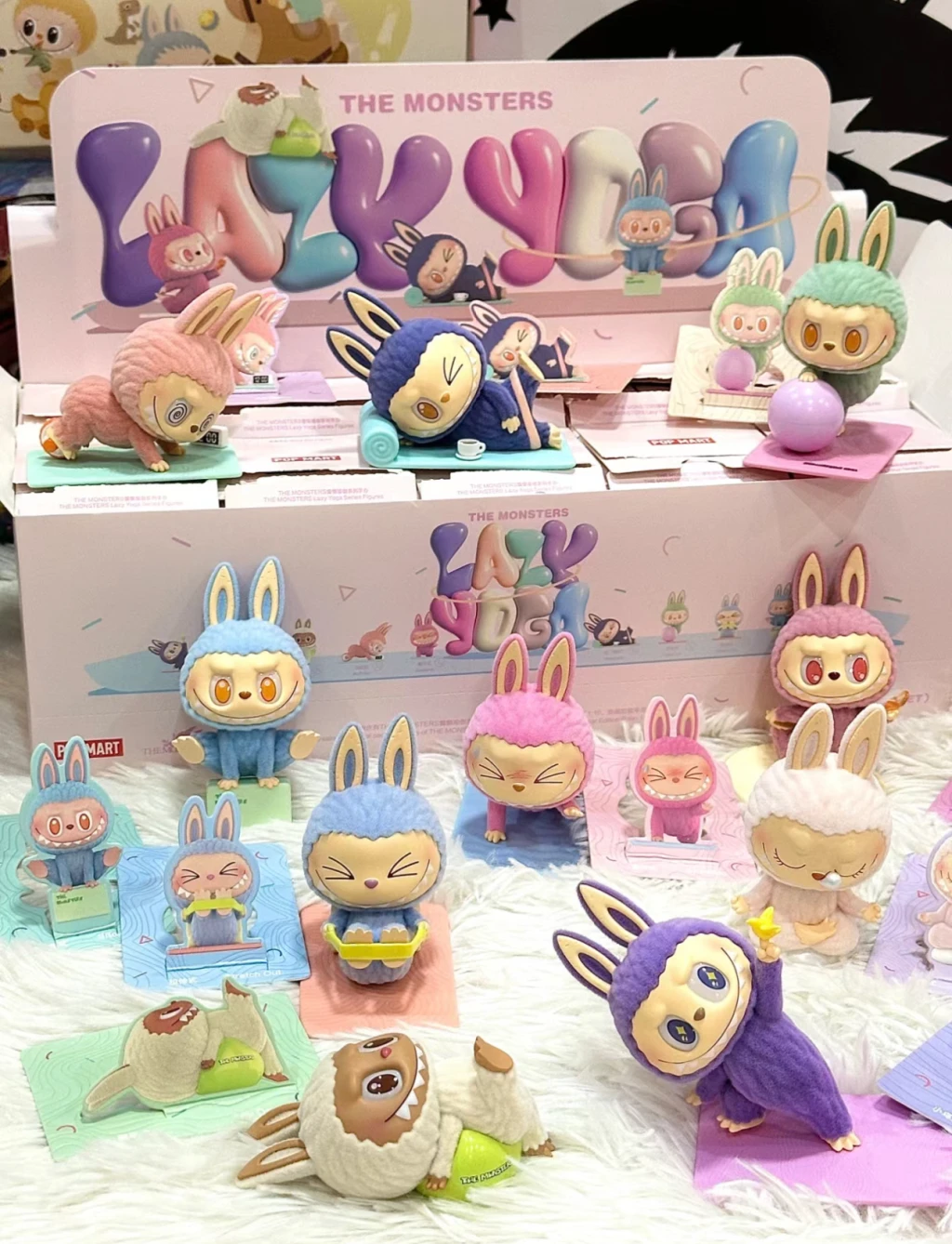 POP MART 慵懶Labubu瑜珈(盲盒)