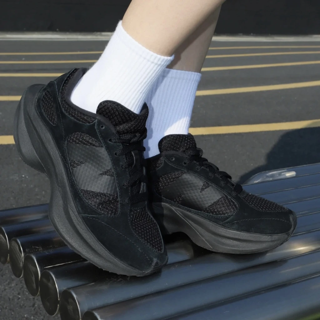 <低於原價折扣中> New Balance WRPD Runner 黑武士 IU同款