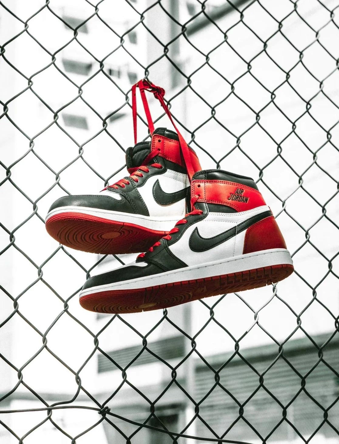<多尺寸出清>AIR JORDAN 1 HIGH OG "Black Toe" 黑紅腳趾"(DZ5485-106)