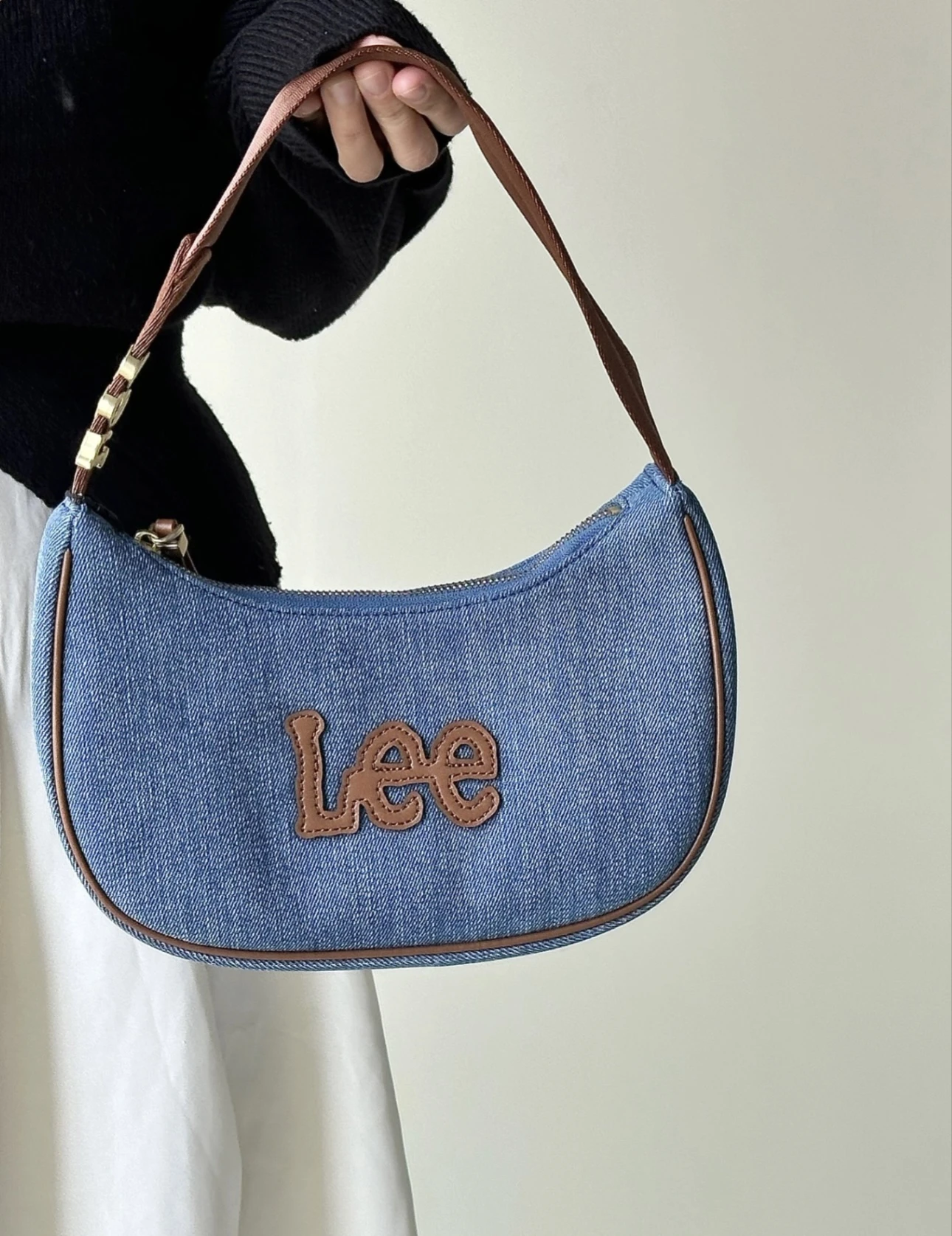 <超扯好看> Lee 復古牛仔藍 單肩包 腋下包