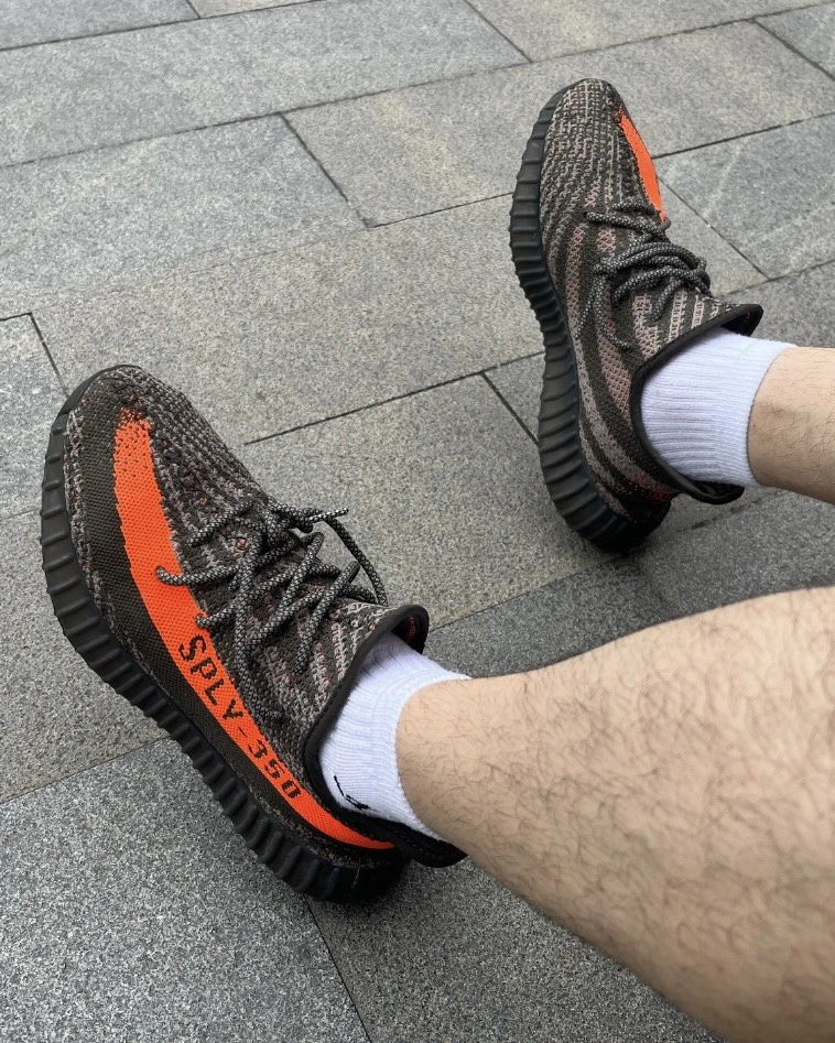 ADIDAS YEEZY BOOST 350 V2 碳灰橙 (HQ7045)