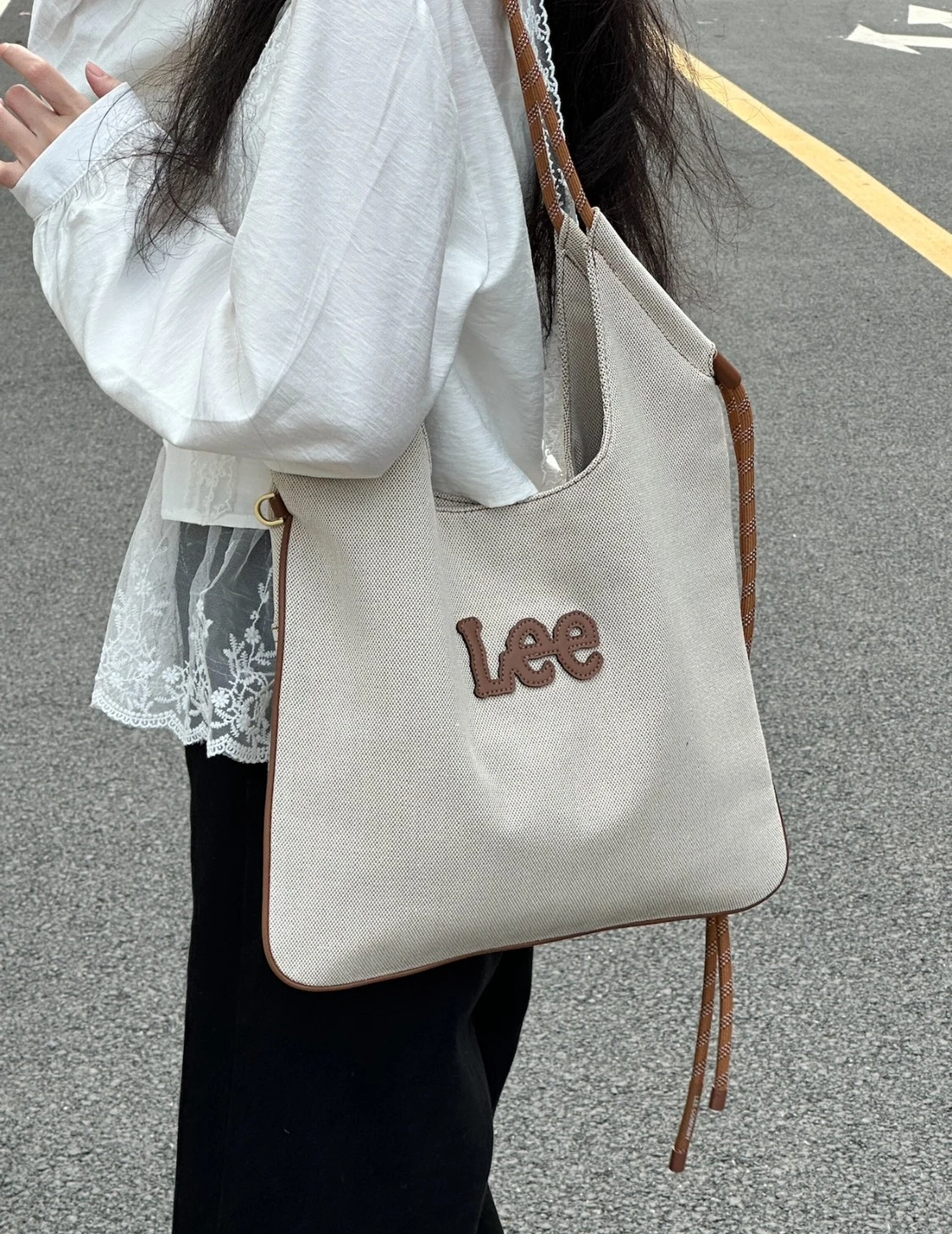 <miumiu平替> Lee大容量 休閒 帆布托特包 牛仔藍/米白