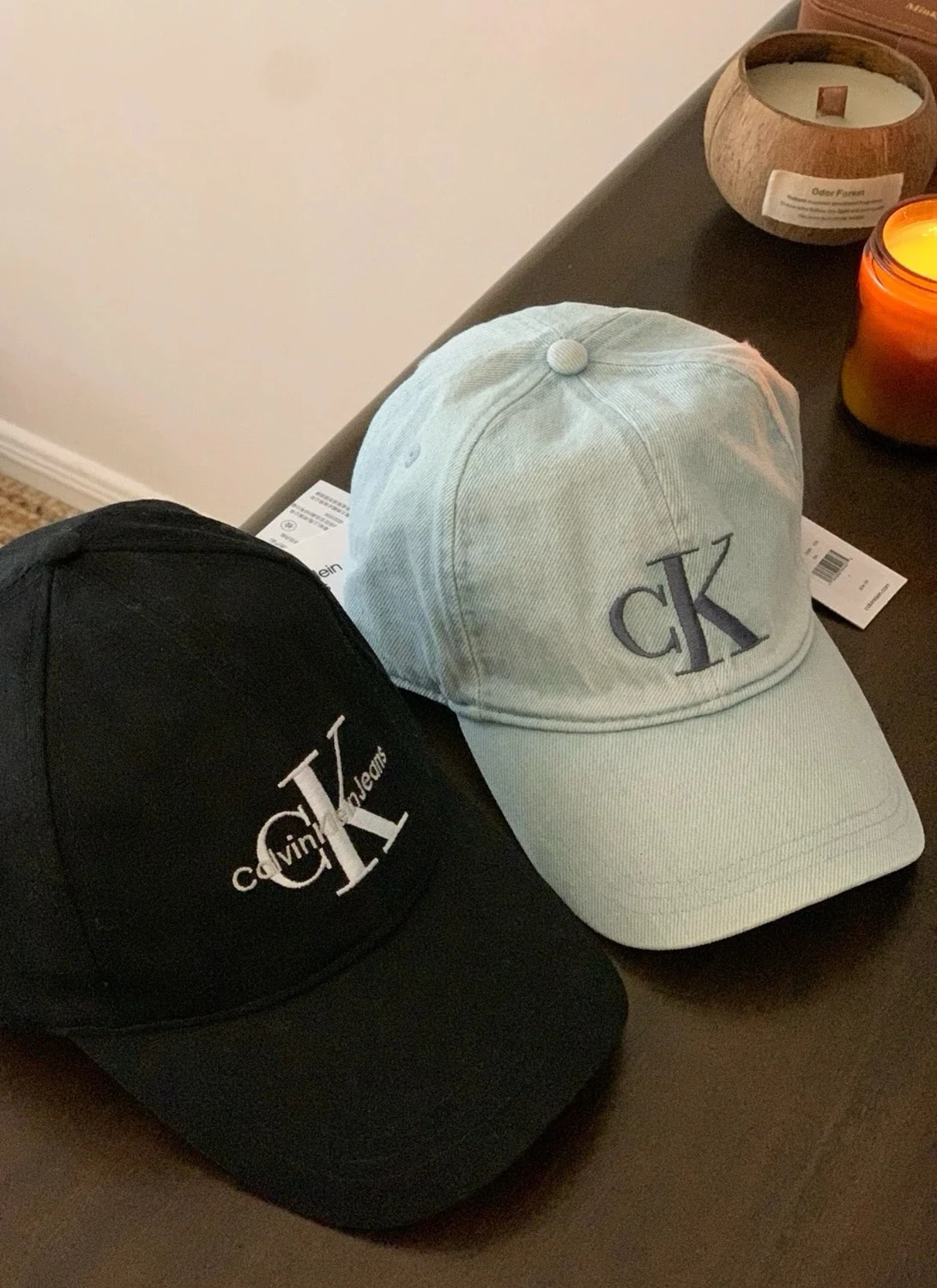 <明星同款> Calvin Klein 字母刺繡LOGO帽 情侶款 黑色/牛仔藍
