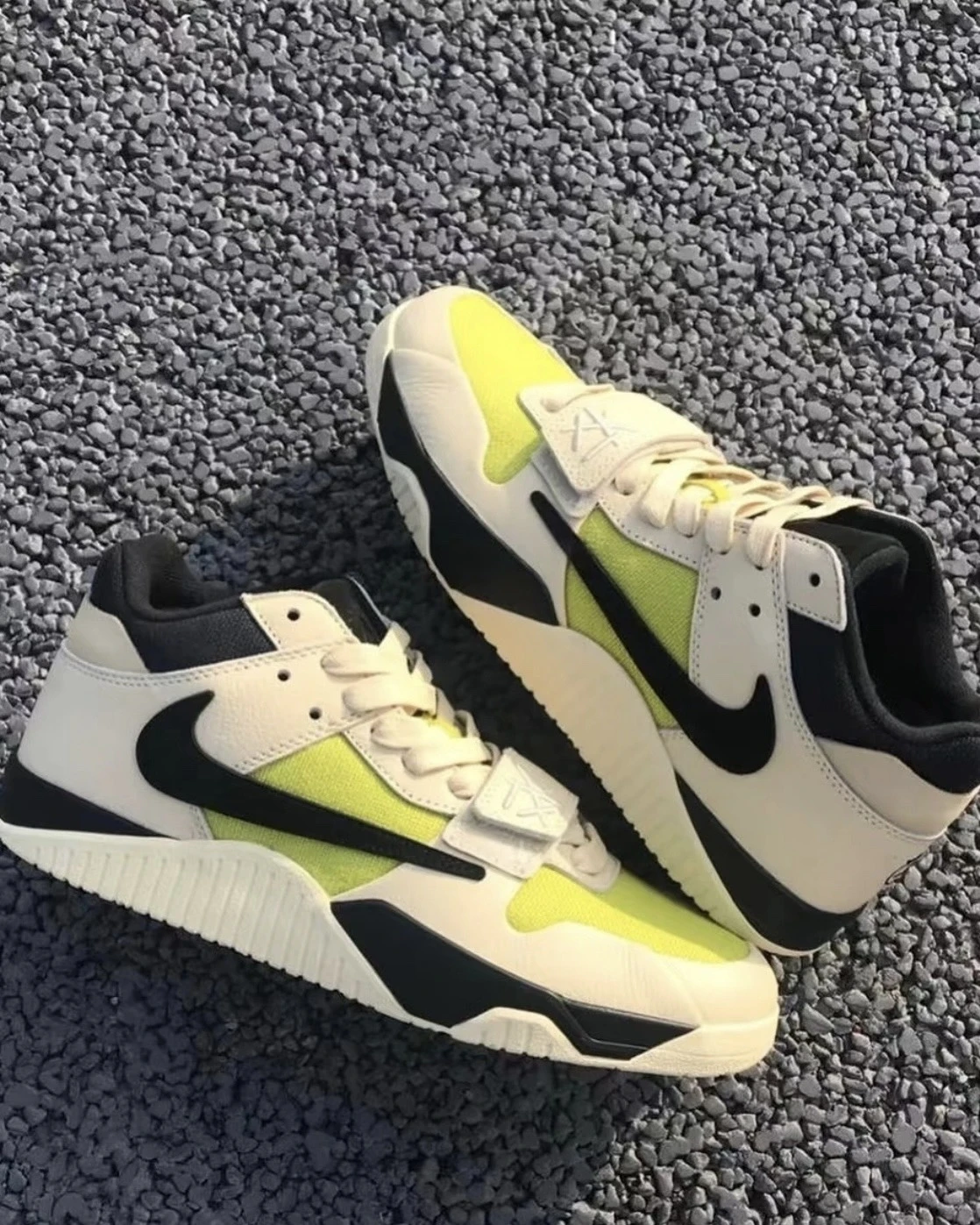 Travis Scott x Jordan Jumpman Jack TR Bright Cactus 北美限定 仙人掌黃 倒鉤 FZ8117-102