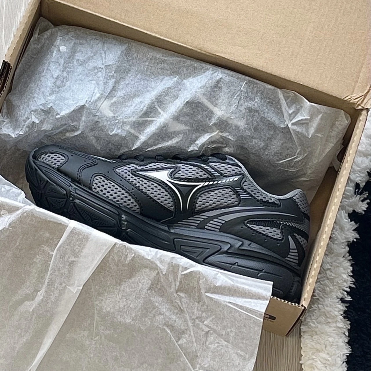 Mizuno Speed 2K 美津濃炭黑灰(D1GH222907) 正品球鞋・國外服飾・精品