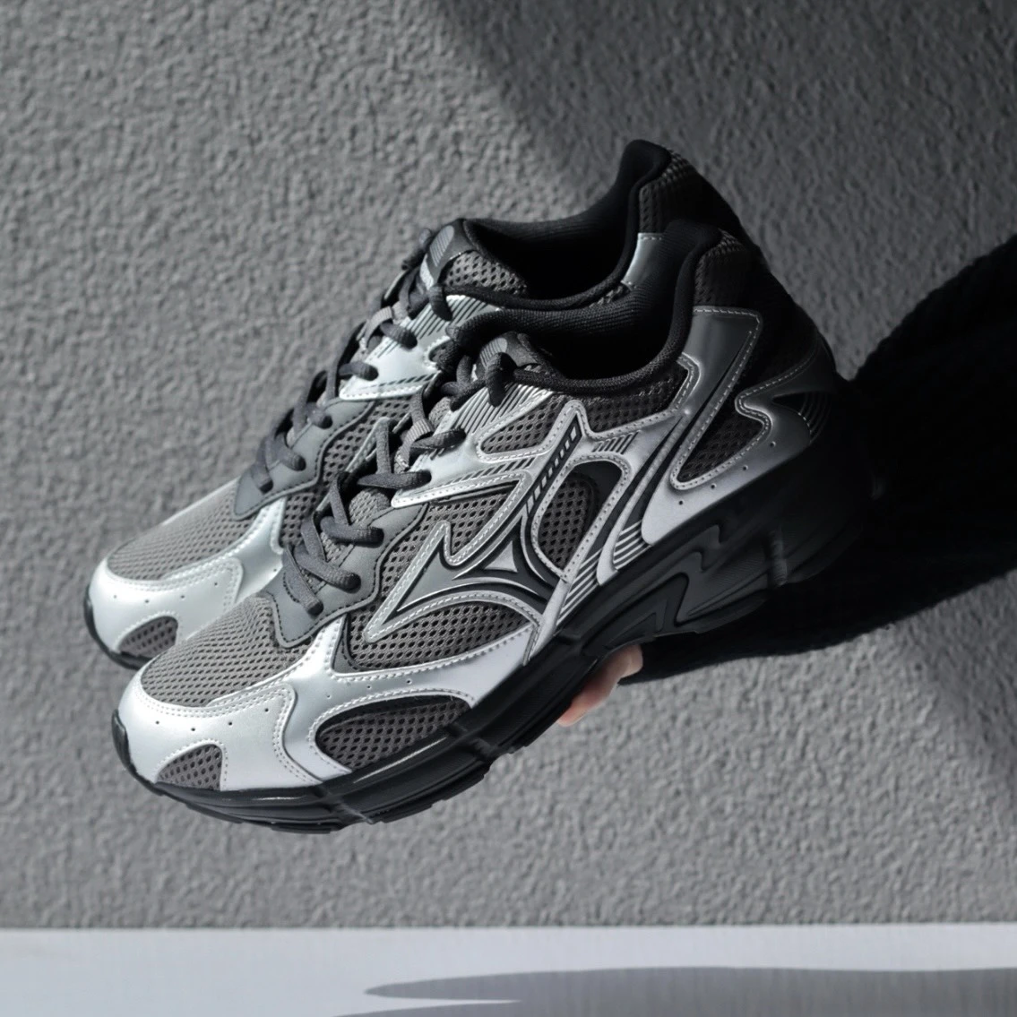 Mizuno Speed 2K 美津濃 黑底幻影 黑銀(D1GH222919)