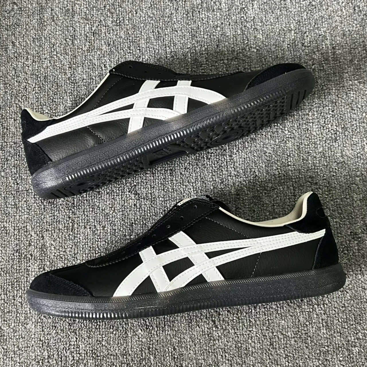 Onitsuka Tiger Tokuten Slip-On 鬼塚虎 黑白(1183C290-001)
