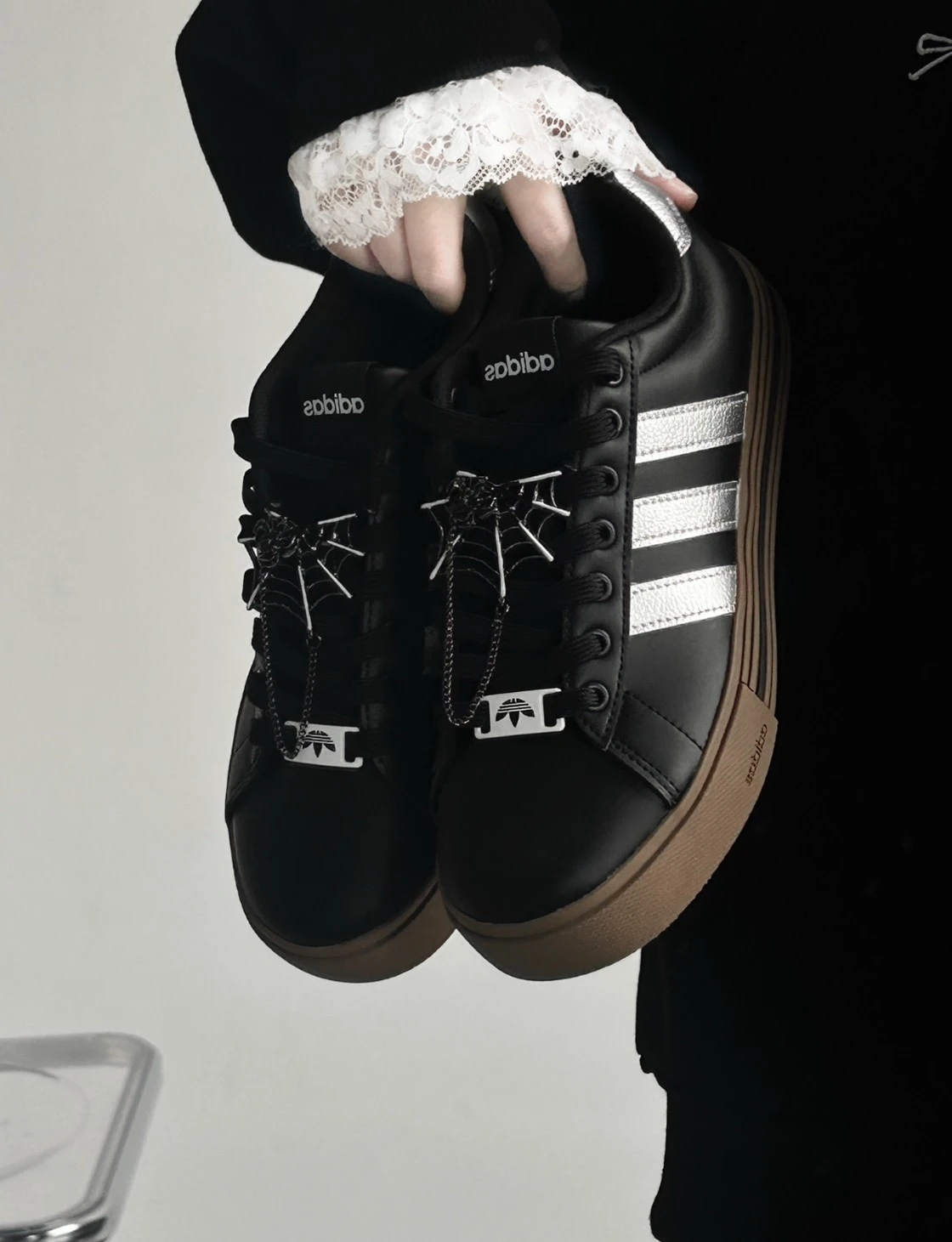 <訂製款> ADIDAS DAILY 4.0 黑銀 蜘蛛騎士