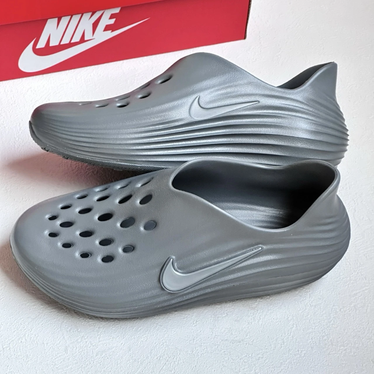 Nike ReactX Rejuven8 "Smoke Grey" 懶人洞洞拖 恢復鞋 灰(HV5060-002)