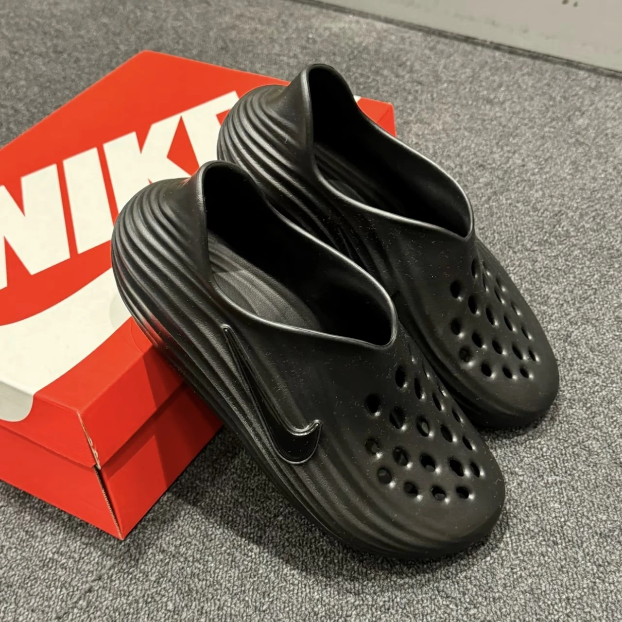 Nike ReactX Rejuven8 "Black" 懶人洞洞拖 恢復鞋 黑(HV5060-001)