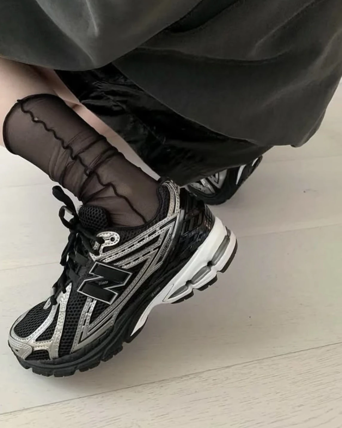 NEW BALANCE 1906R 復古黑銀(U1906RCF)