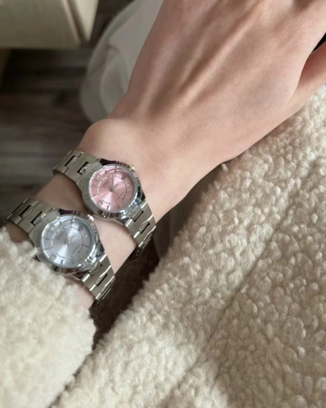 CASIO 卡西歐 DRESS系列 石英機芯 不鏽鋼錶帶 腕錶(兩色可選)