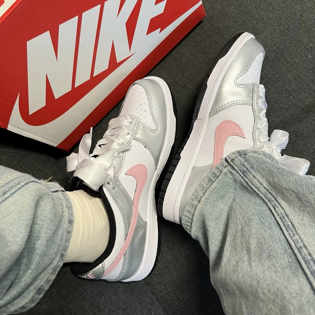 NIKE DUNK LOW 訂製款 月光白銀 粉鉤(DD1503-101)